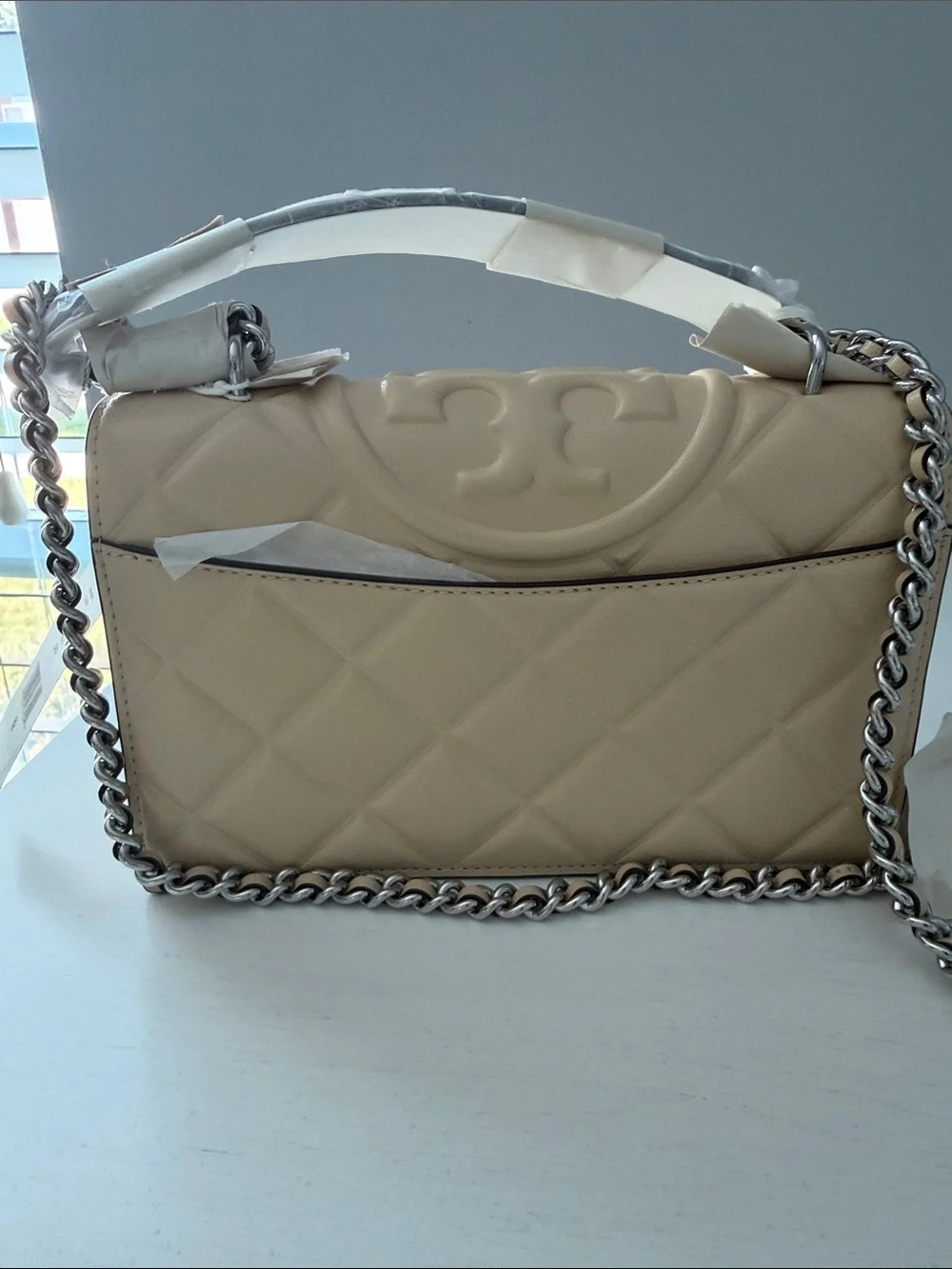 Tory Burch Beige Quilted Leather Shoulder Bag with Chain Handle